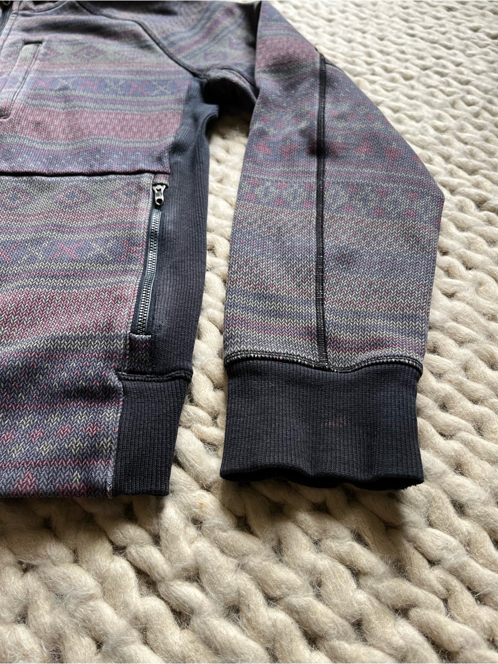 Lululemon Pattern Hoody | medium - Picture 3 of 14
